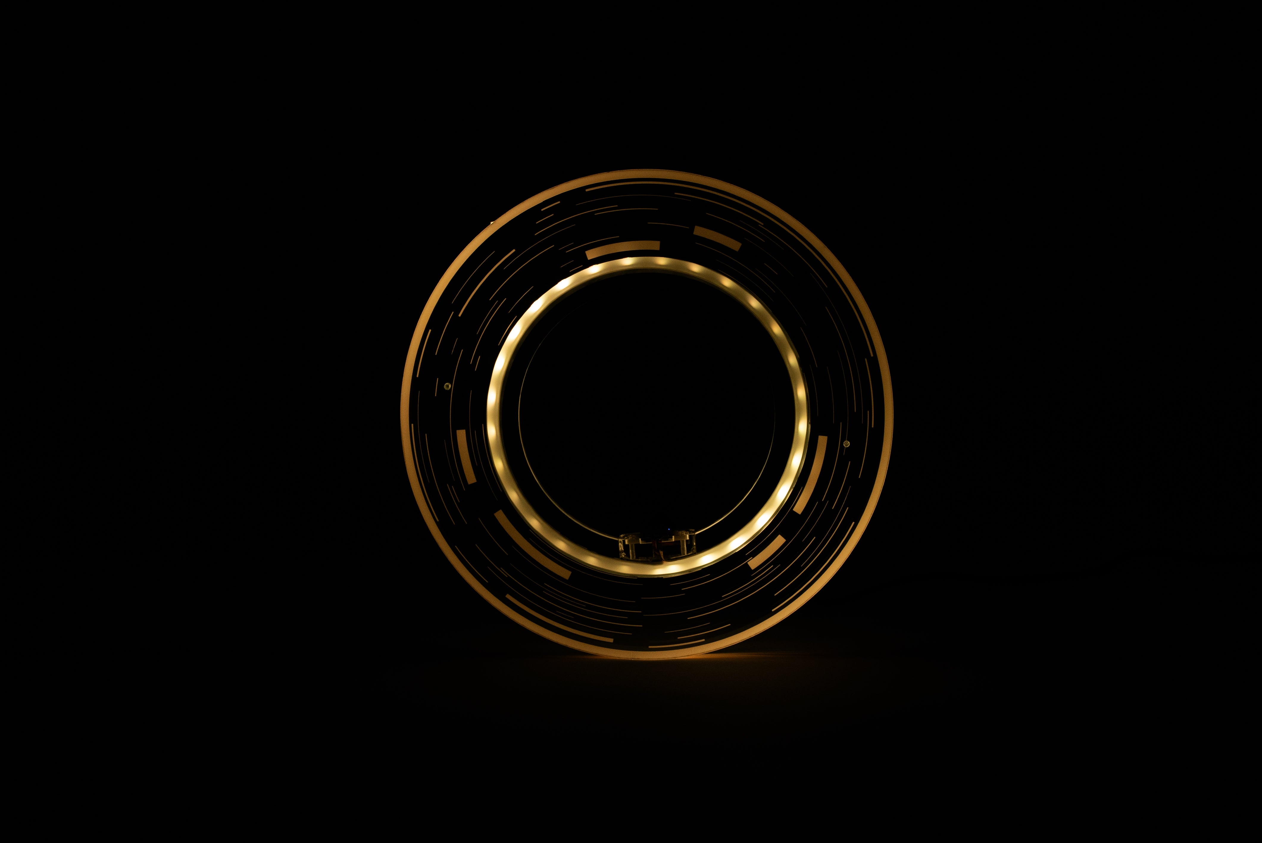 白の契約(SMT-A1)専用 ライトリング付スタンド SMT-P0